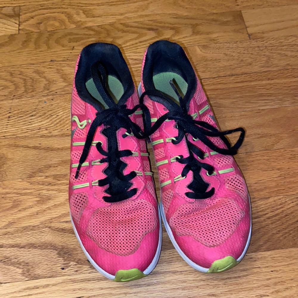 Girls size 4 Nike tennis shoes
